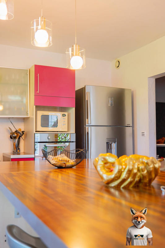 Appartement - 179 m² - 5 pièces