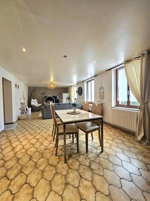 Maison de village - 118 m² - 6 pièces