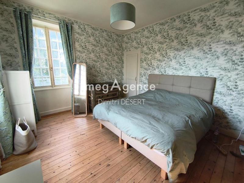 Maison - 231 m² - 10 pièces