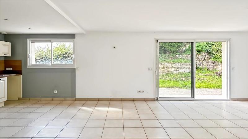 Maison - 122 m² - 6 pièces