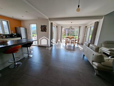 Villa - 170 m² - 5 pièces