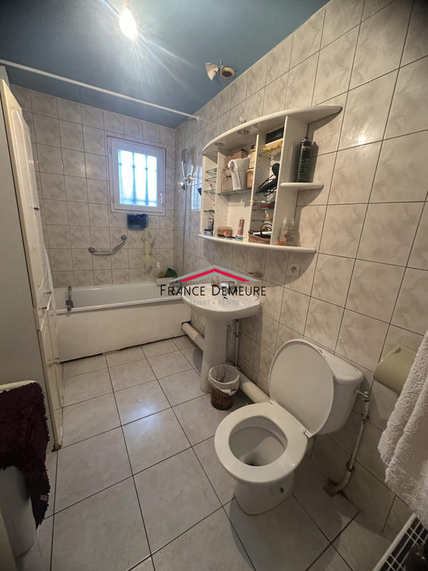 Maison contemporaine - 151 m² - 6 pièces