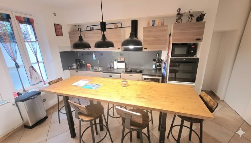 Maison de village - 210 m² - 7 pièces
