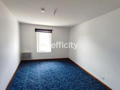 Maison - 102 m² - 4 pièces