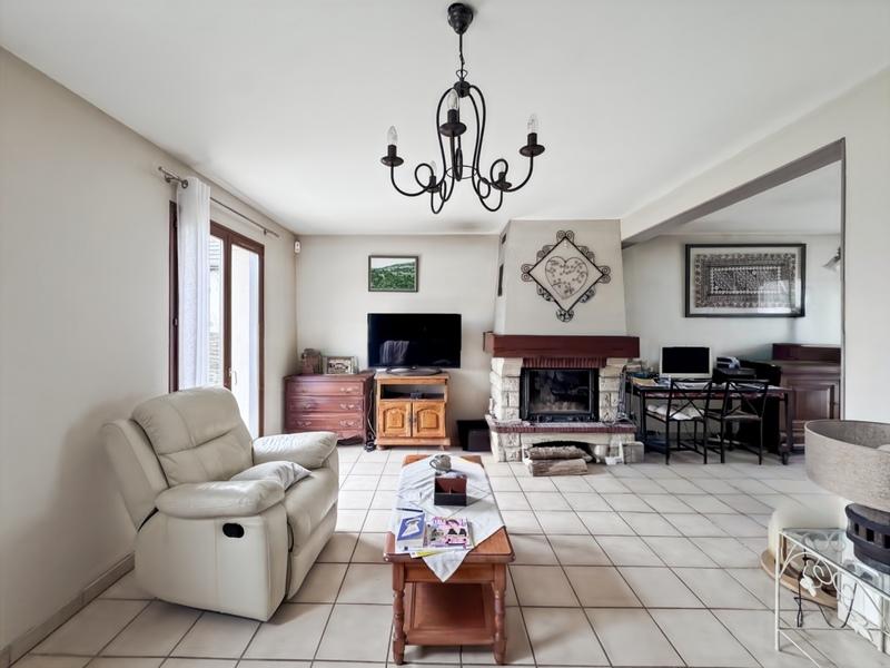 Maison - 150 m² - 7 pièces