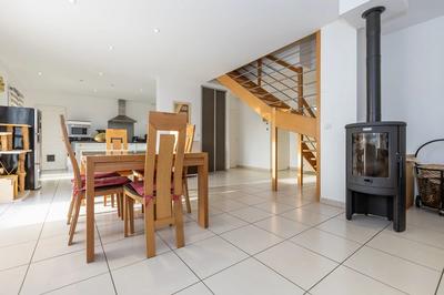 Maison - 125 m² - 4 pièces