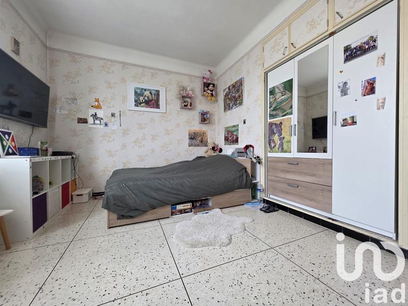 Maison - 96 m² - 6 pièces