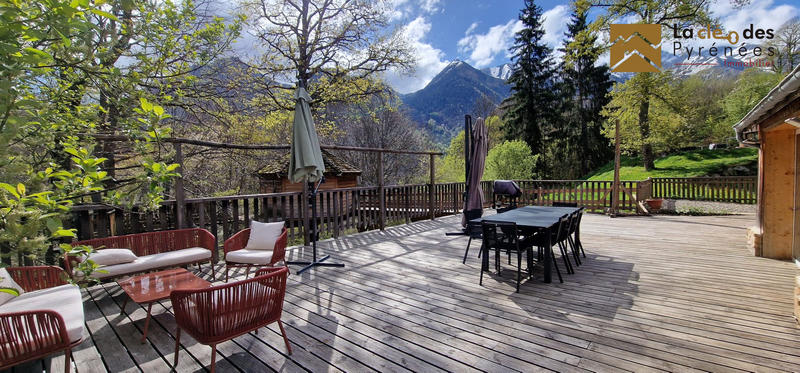 Maison ancienne - 362 m² - 15 pièces