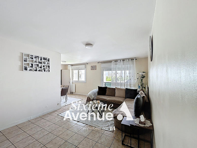 Appartement - 83 m² - 5 pièces