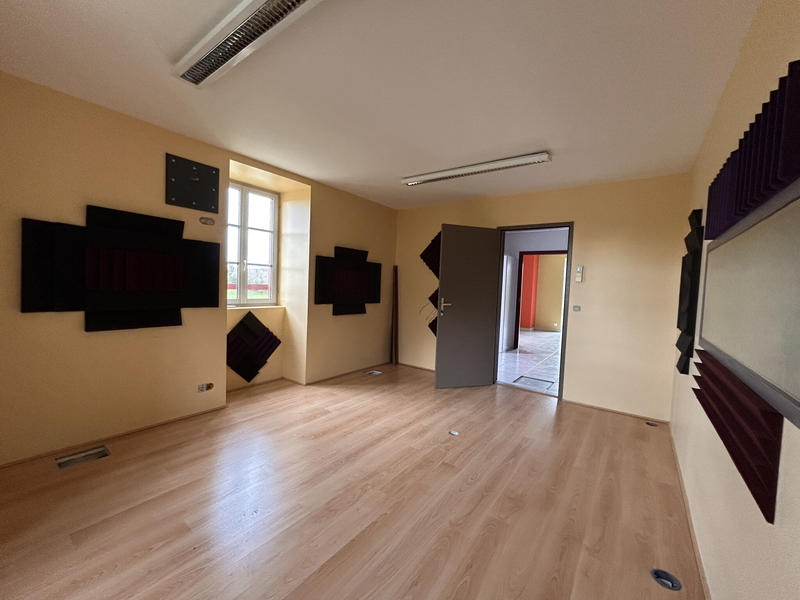 Maison - 192 m² - 5 pièces