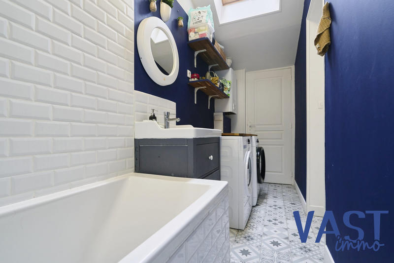 Maison - 83 m² - 4 pièces