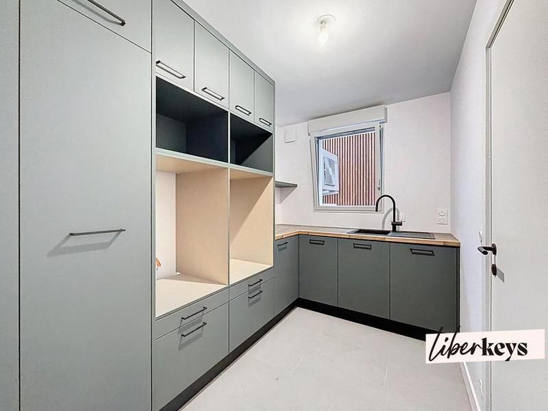 Duplex - 157 m² - 6 pièces