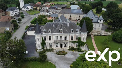 Château - 1 800 m² - 37 pièces