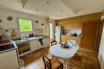 Villa - 184 m² - 6 pièces