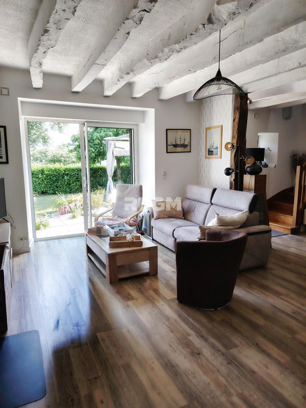 Maison - 137 m² - 7 pièces