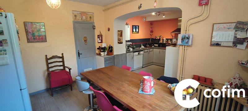 Maison - 196 m² - 8 pièces