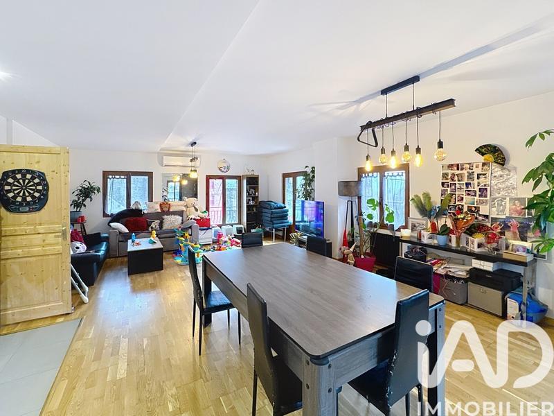 Châlet - 300 m² - 4 pièces