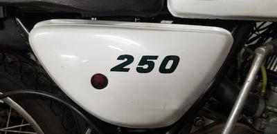 Kawasaki S1 250 kawasaki blanc 0250 705