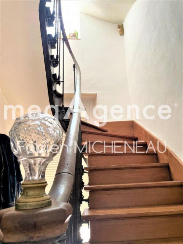 Maison - 240 m² - 10 pièces