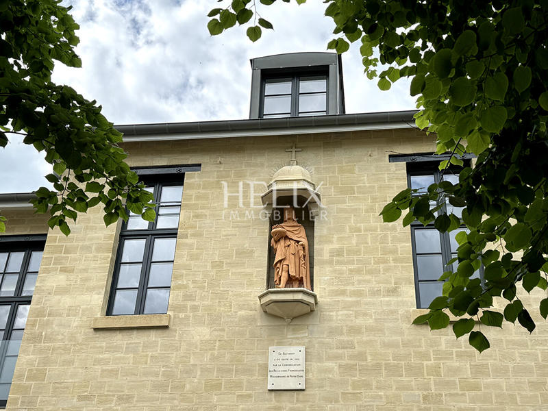 Maison - 204 m² - 5 pièces