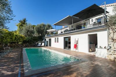 Maison - 182 m² - 5 pièces