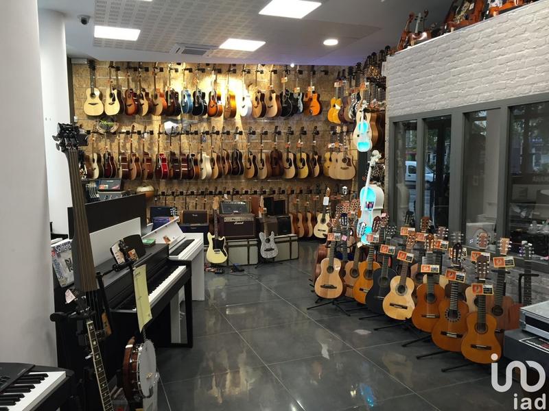 Local commercial - 340 m²