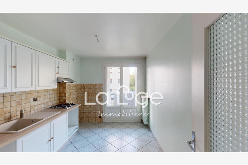 Appartement - 79 m² - 4 pièces