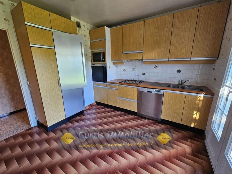 Maison - 139 m² - 6 pièces