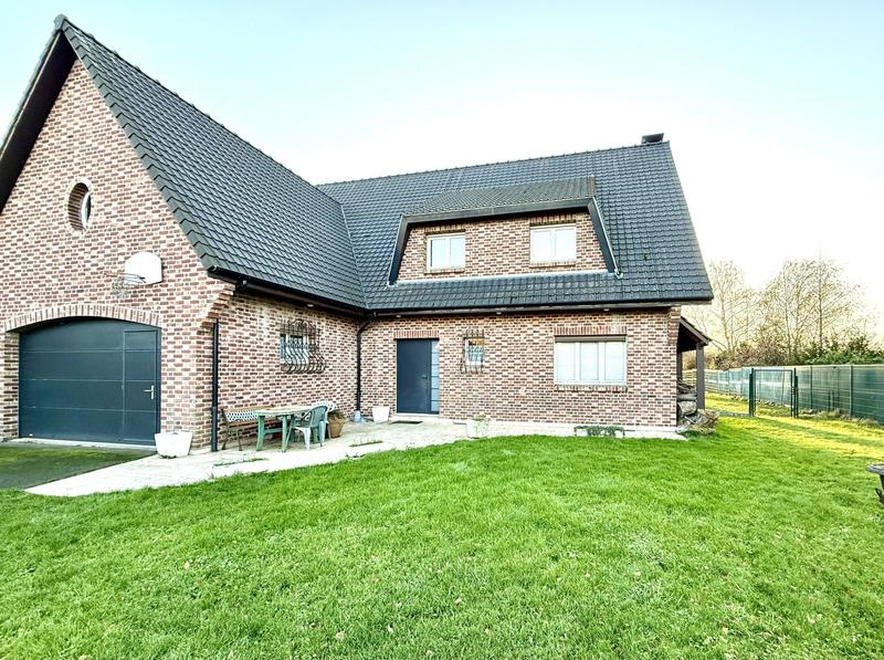 Maison - 200 m² - 6 pièces