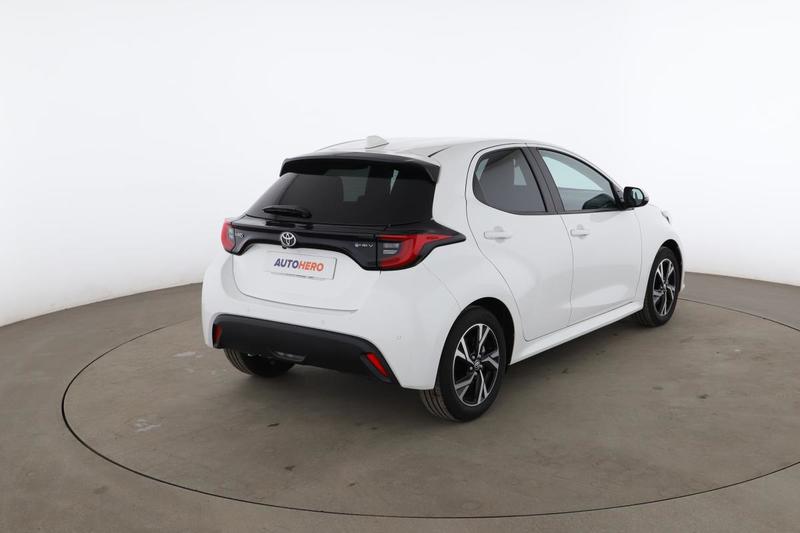 Toyota Yaris 1.5 Hybrid Design 116h