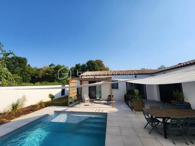 Maison - 121 m² - 5 pièces