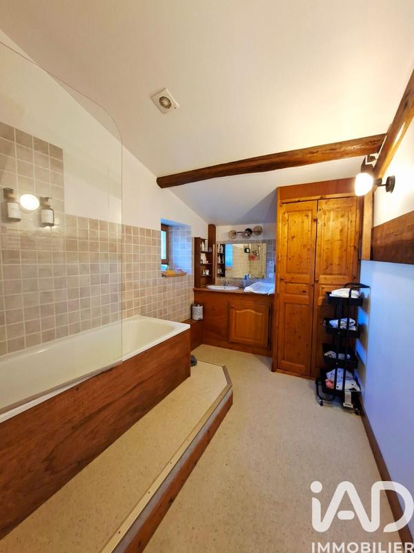 Maison - 154 m² - 4 pièces