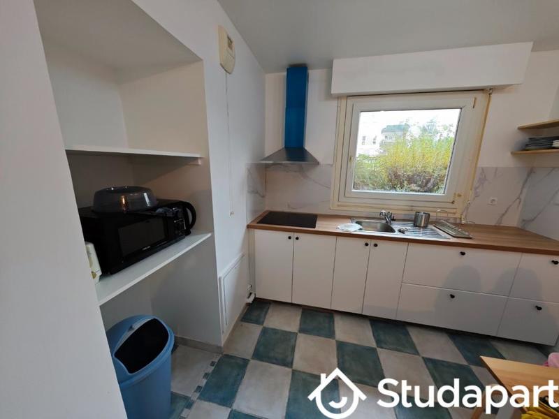 Chambre - 9 m² - 1 pièce