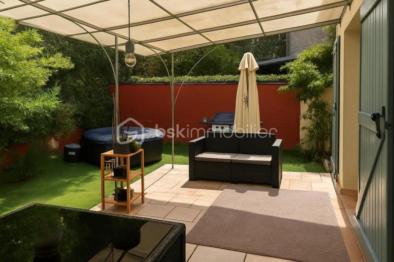 Maison - 84 m² - 4 pièces