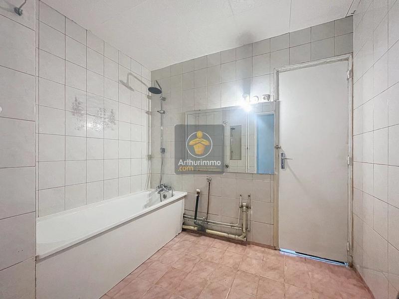 Appartement - 93 m² - 5 pièces