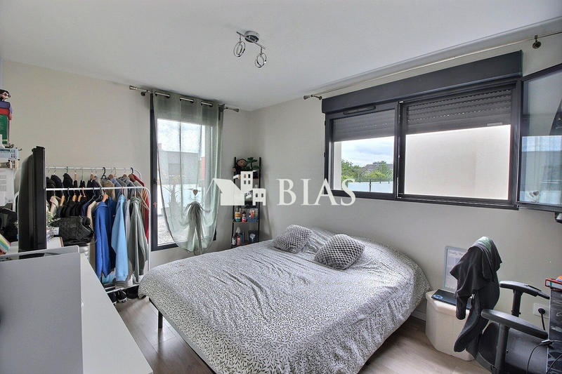 Maison contemporaine - 140 m² - 5 pièces