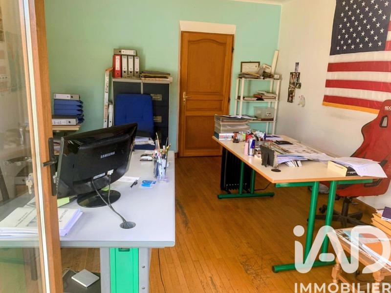 Maison - 222 m² - 10 pièces