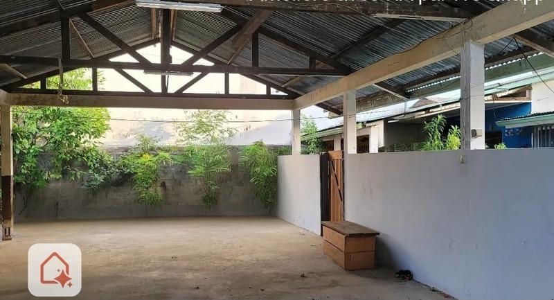 Immeuble - 130 m² - 6 pièces