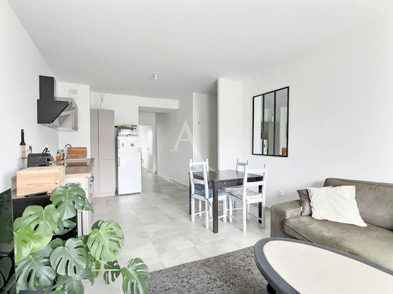 Appartement - 66 m² - 3 pièces