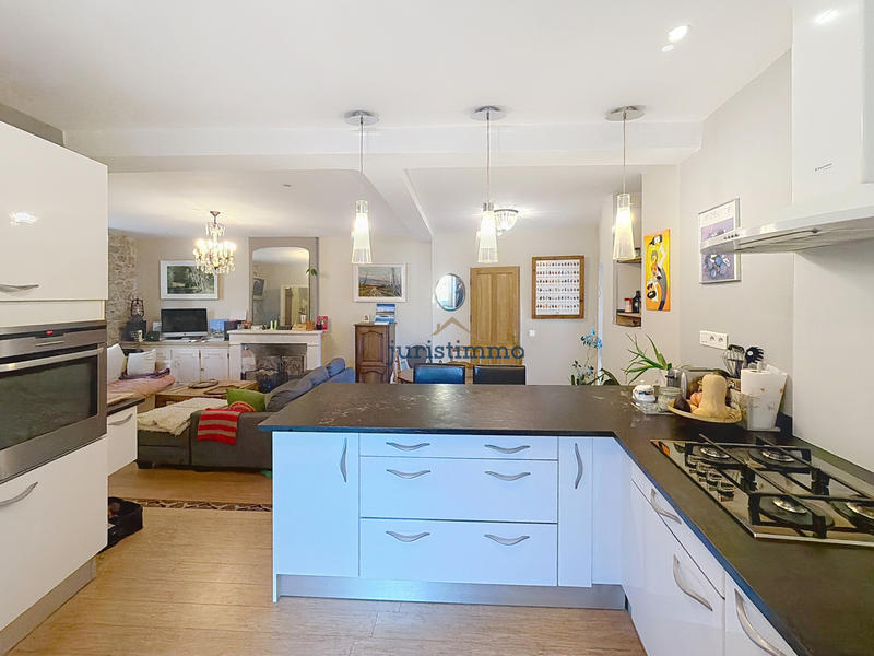 Maison - 130 m² - 6 pièces