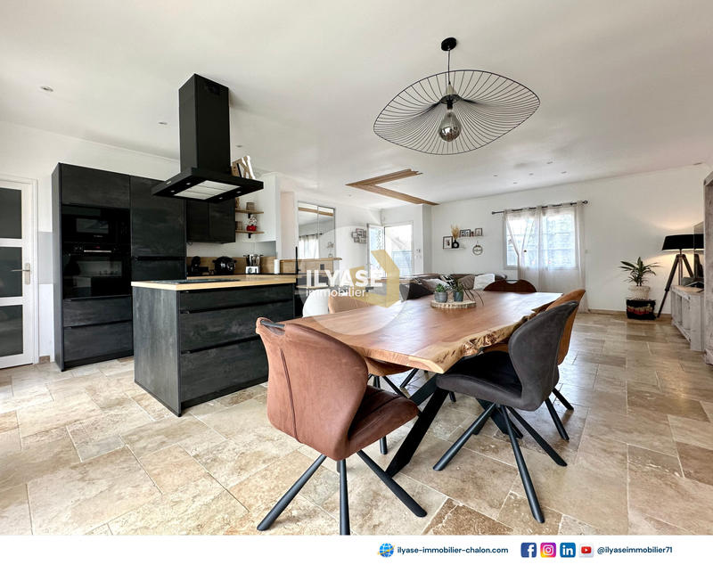 Maison - 124 m² - 5 pièces