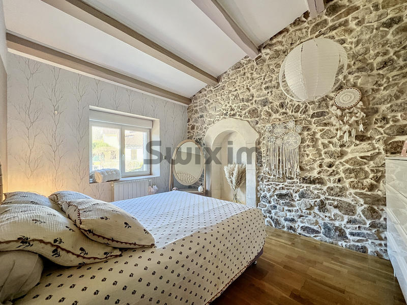 Villa - 196 m² - 7 pièces