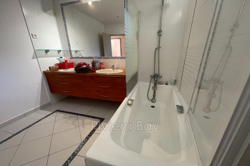 Appartement - 91 m² - 4 pièces