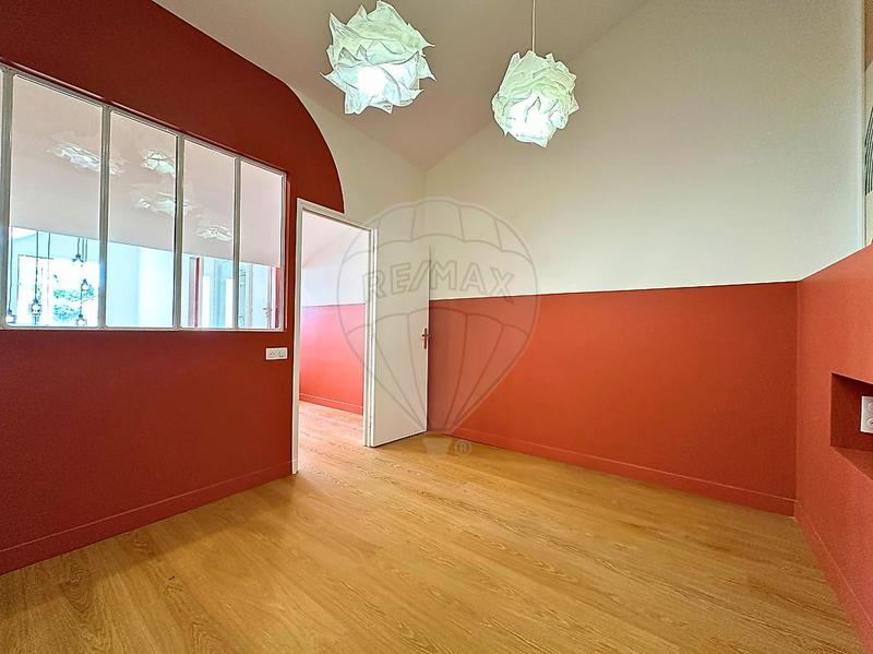 Maison - 177 m² - 6 pièces