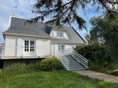 Villa - 164 m² - 6 pièces