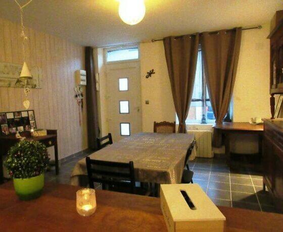 Maison - 77 m² - 6 pièces