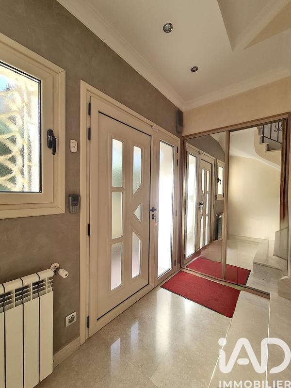 Maison - 160 m² - 9 pièces