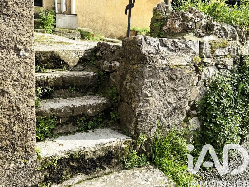 Maison de village - 90 m² - 6 pièces