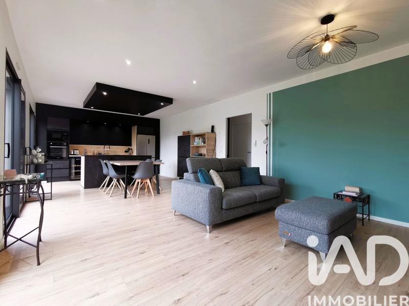 Maison - 105 m² - 5 pièces