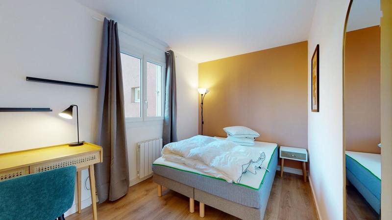 Appartement - 101 m² - 6 pièces